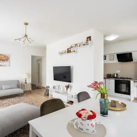 Belvedere Nord Apartment Bucharest